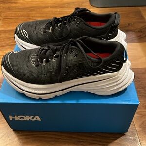 Gently used indoor use only, size 6.5 Hoka Bondi X women’s sneakers.